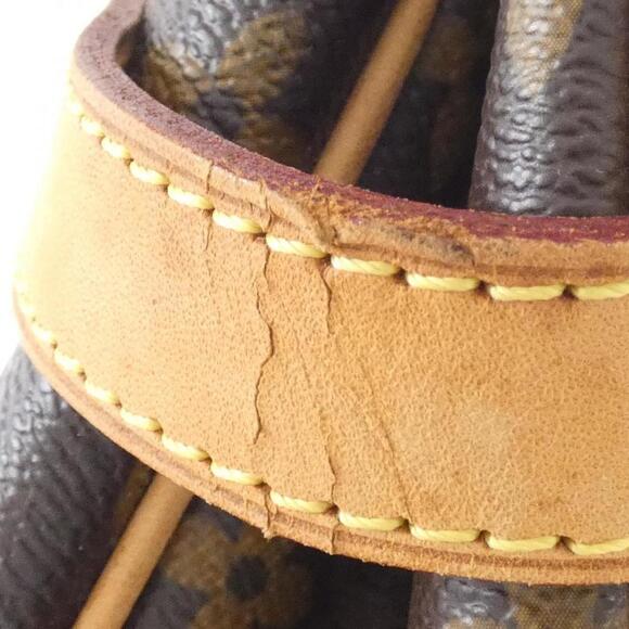 LOUIS VUITTON Brown Monogram Shoulder Bag - Picture 7 of 10